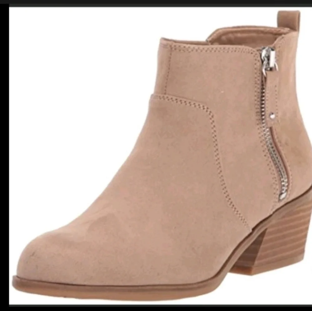Dr. Scholl's Lawless Toast Taupe Ankle Boots Booties SIZE 7.5 NIB